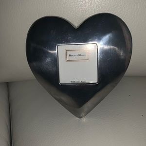 Ashleigh Manor picture Frame NWOT